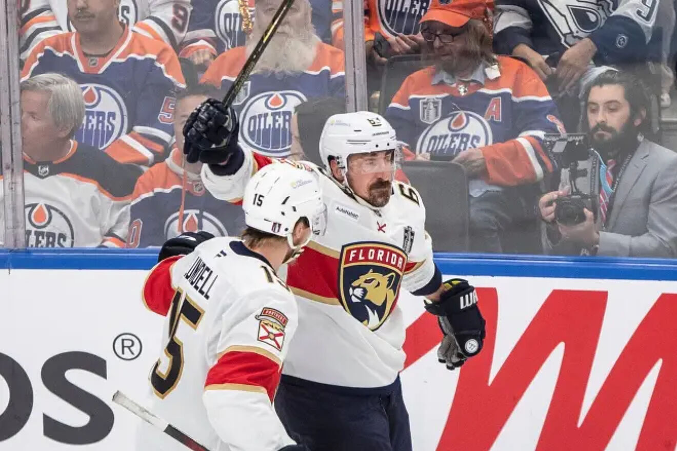 Marchand celebrates a goal with the Panthers.