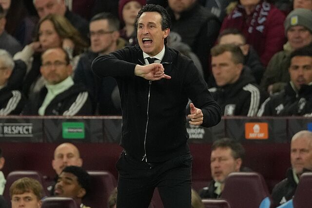 Unai Emery, durante el partido contra el Bolonia