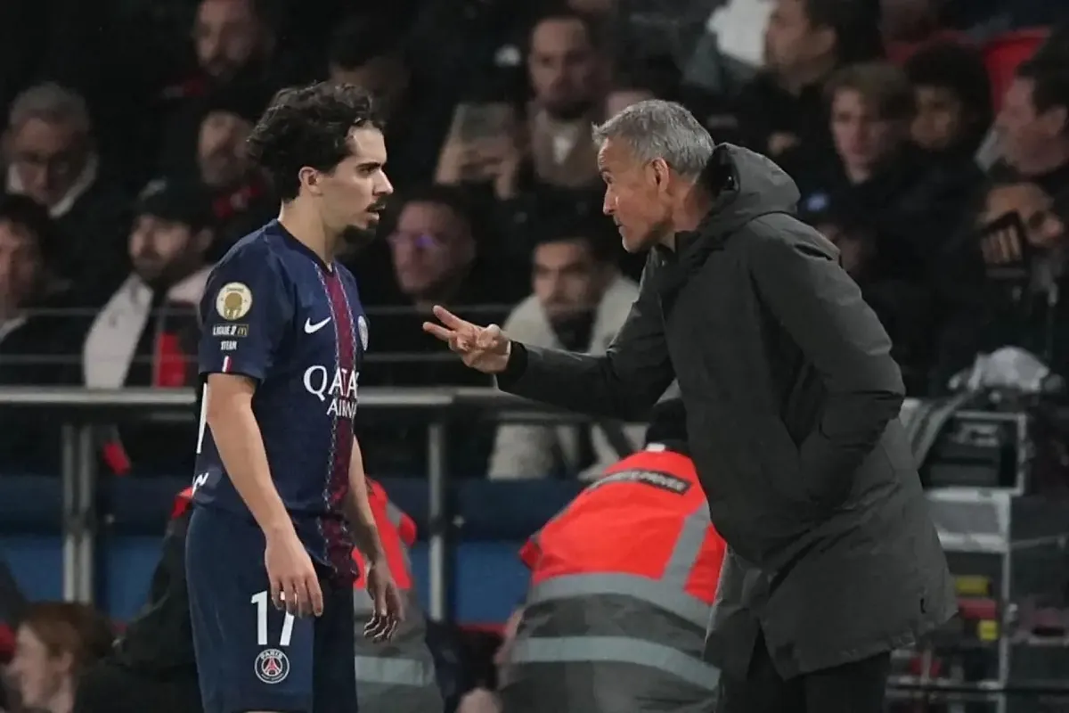 Vitinha on playing with Mbappe, Messi and Neymar: "You can't afford to have two or three who don't run"