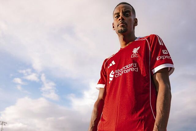 Alexander Isak (25), con la camiseta del Liverpool