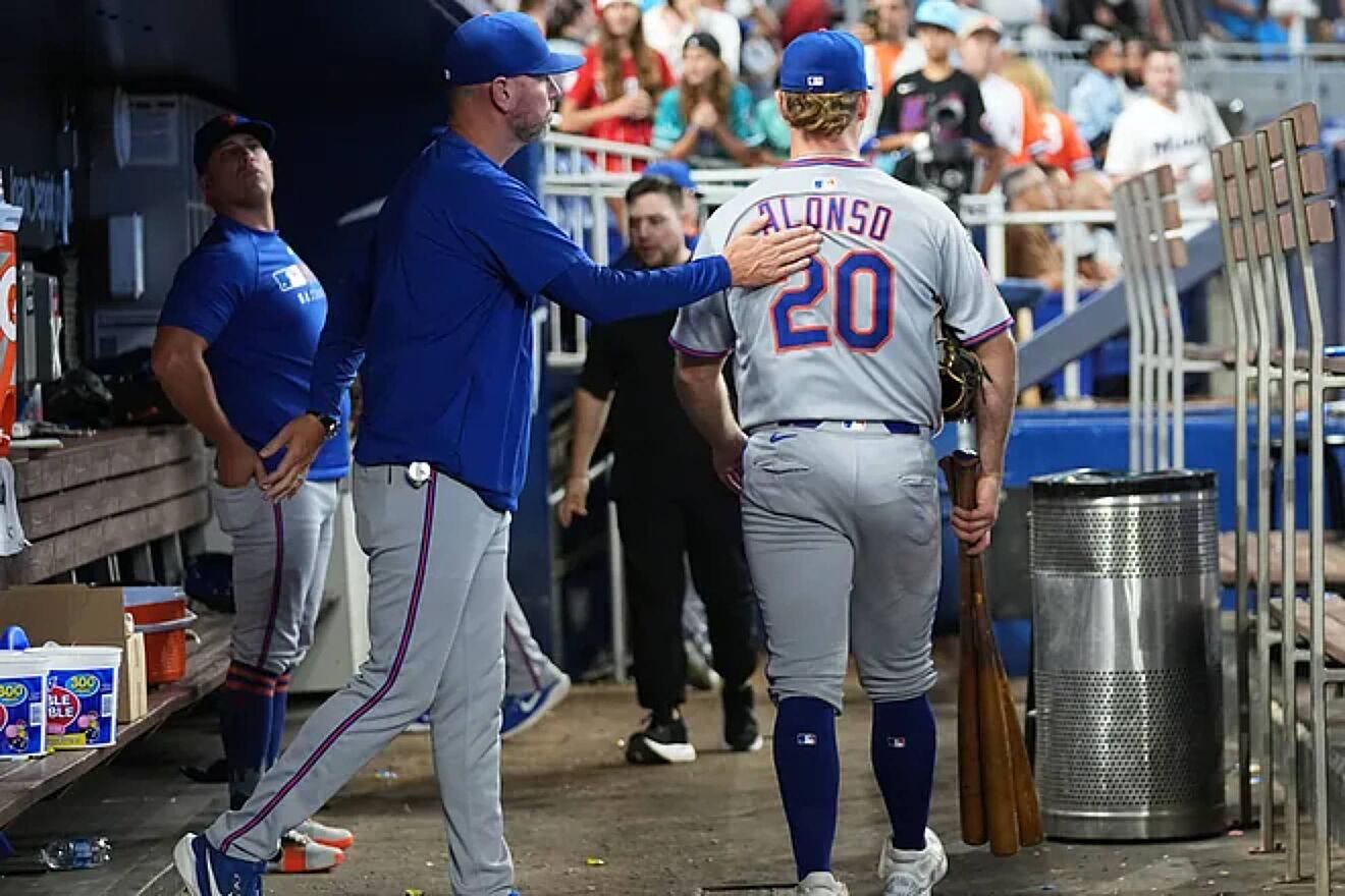 The sign that indicates Pete Alonso seems to be out of the New York Mets