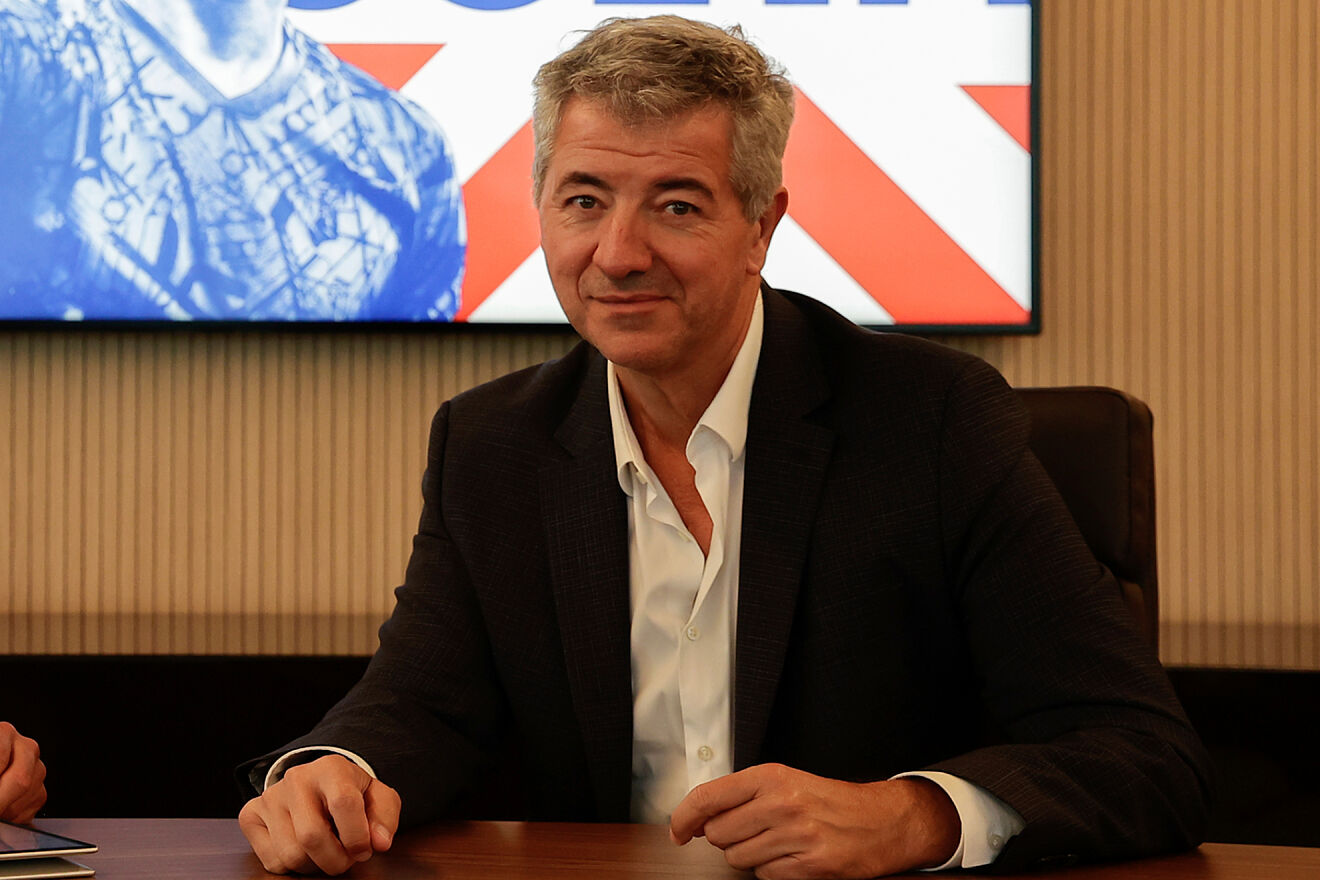 Miguel �ngel Gil Mar�n posa durante un acto.