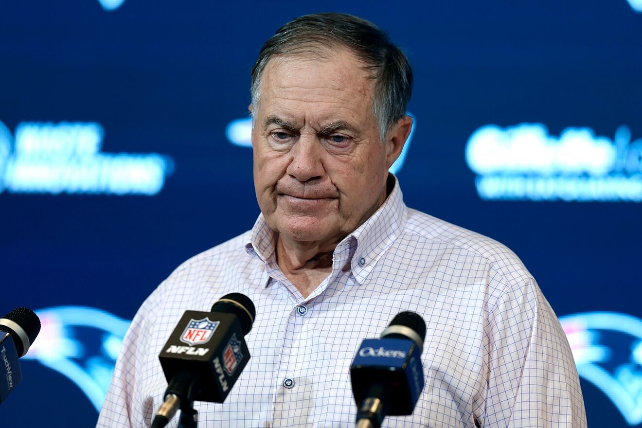 Belichick's $1.8M UNC deal gets locker room support after HC confusion cleared up
