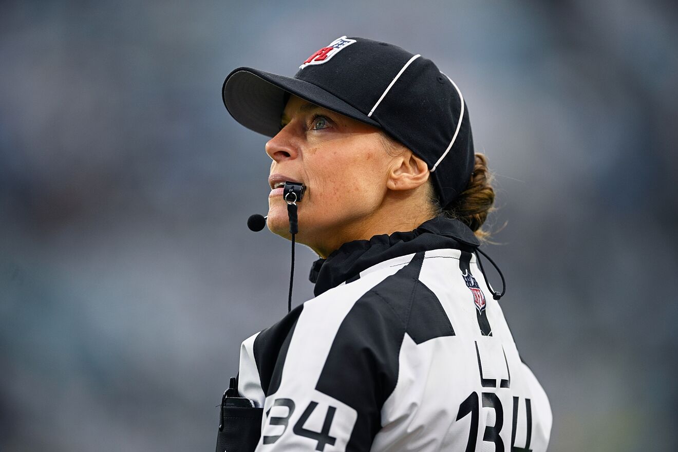 NFL faces scrutiny after former female official files discrimination...