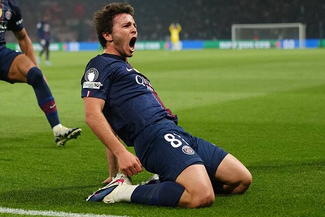 Los mitos bendicen el "Partido del Siglo" que mat� al "f�tbol aburrido": "El PSG 5-4 Bayern fue un combate de boxeo"