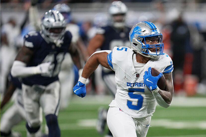 BREAKING NEWS: David Montgomery clears the air on Lions future with five-word reaction to trade rumor. David Montgomery has responded to rumors about his potential departure from the Detroit Lions ahead of the upcoming NFL season.-GUMI