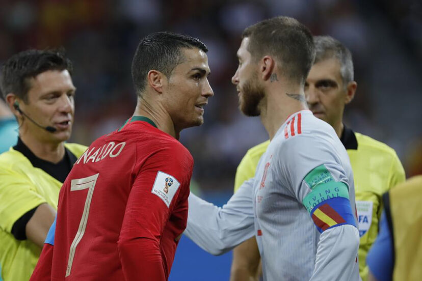 El 'vacile' de Cristiano a Ramos en Instagram: "te falta un cero para  pillarme" | Marca