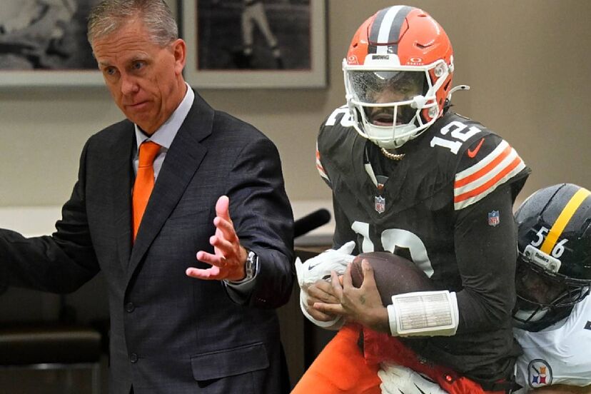 How much will Todd Monken's bad news affect Shedeur Sanders?... Concern in Cleveland | Marca