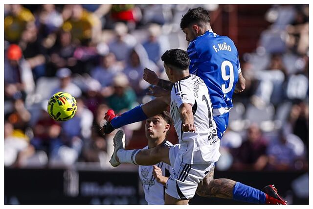 Fer Ni�o, autor del 1-2, remata a puerta ante San Bartolom�