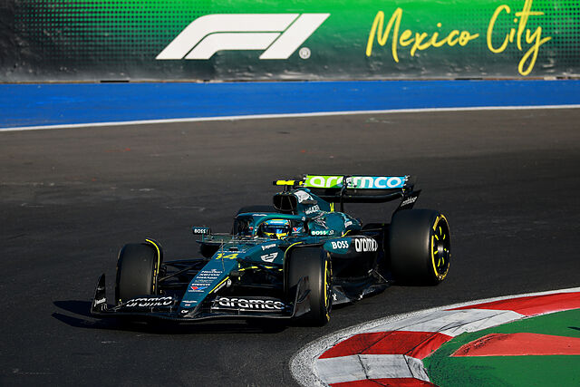 Fernando Alonso, en acci�n, en el Aut�dromo Hermanos Rodr�guez.