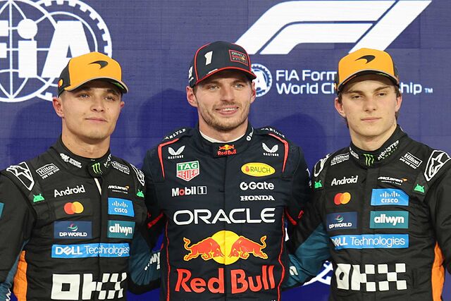 Verstappen, Norris y Piastri, los tres primeros en la parrilla de hoy.