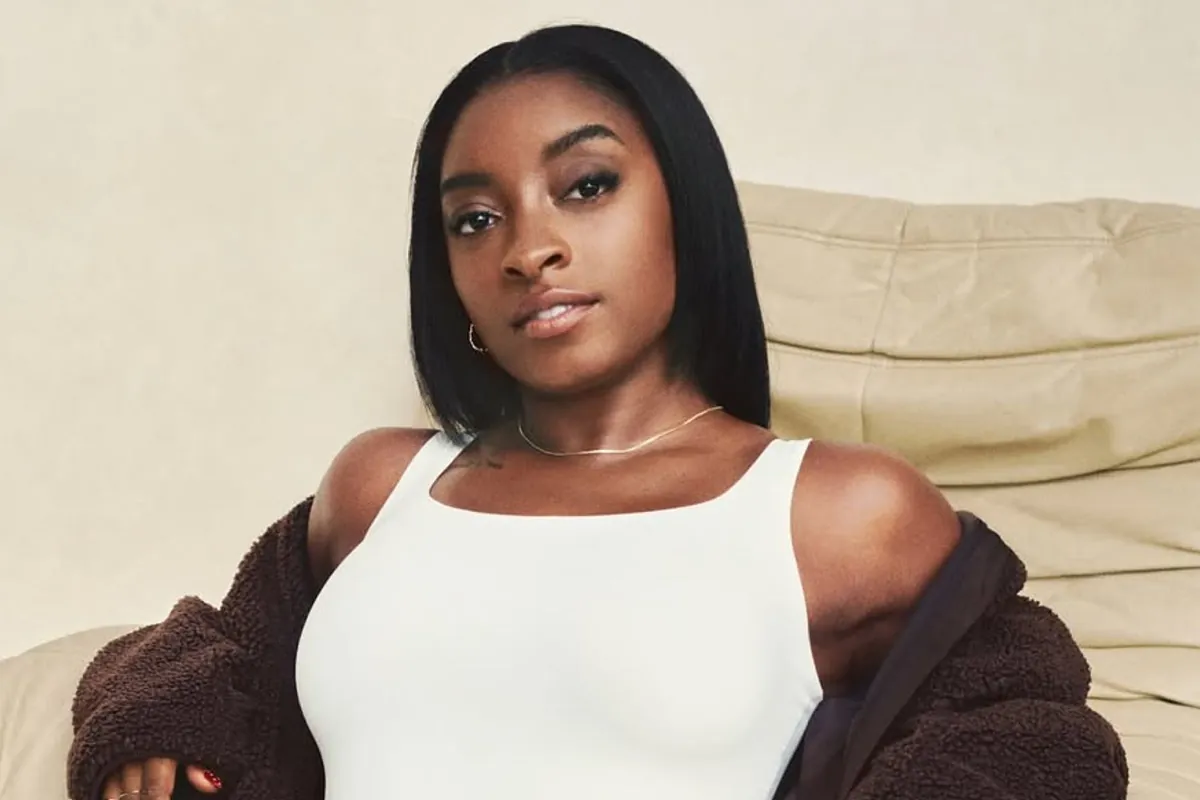 Simone Biles sends a quiet message during Super Bowl weekend