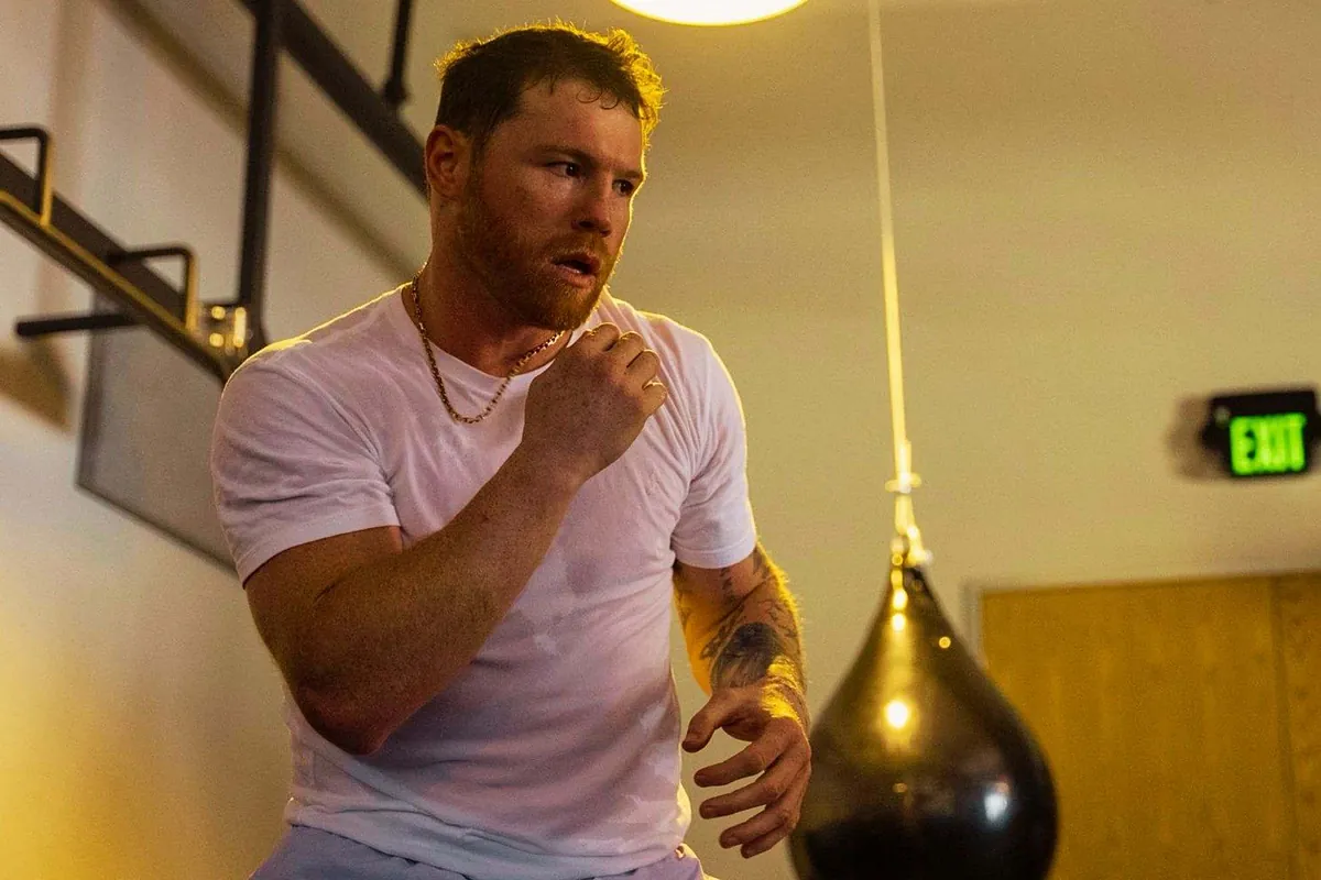 Can Saul Canelo Alvarez end up as the greatest Mexican boxer of all time?