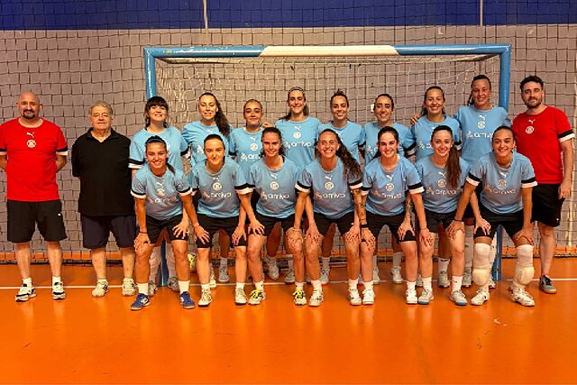 Foto de familia del Arriva AD Alcorc�n FSF