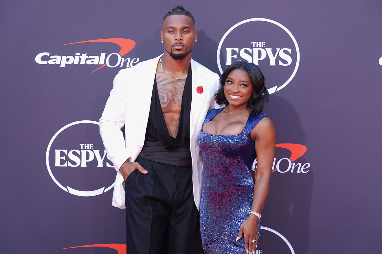 Jonathan Owens and Simone Biles