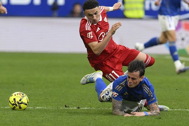 Vargas cae en una disputa con Fonseca.