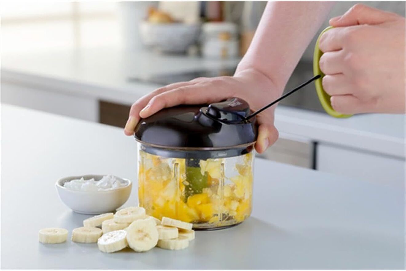 Tefal tiene una picadora manual de 900 ml que funciona sin electricidad y está de oferta en Amazon.