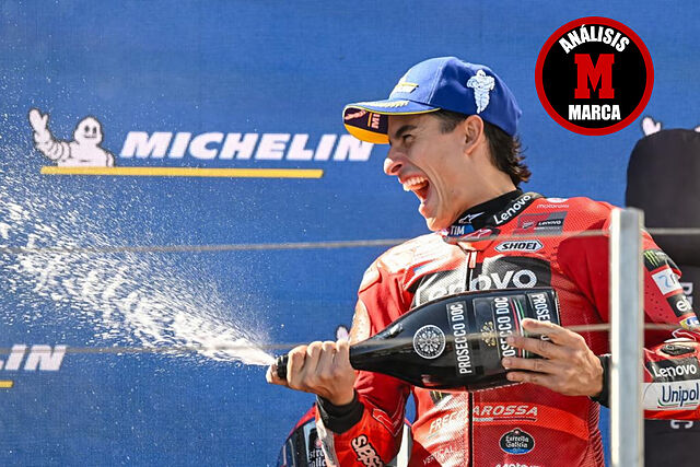 Marc M�rquez, en el podio de Balaton Park.