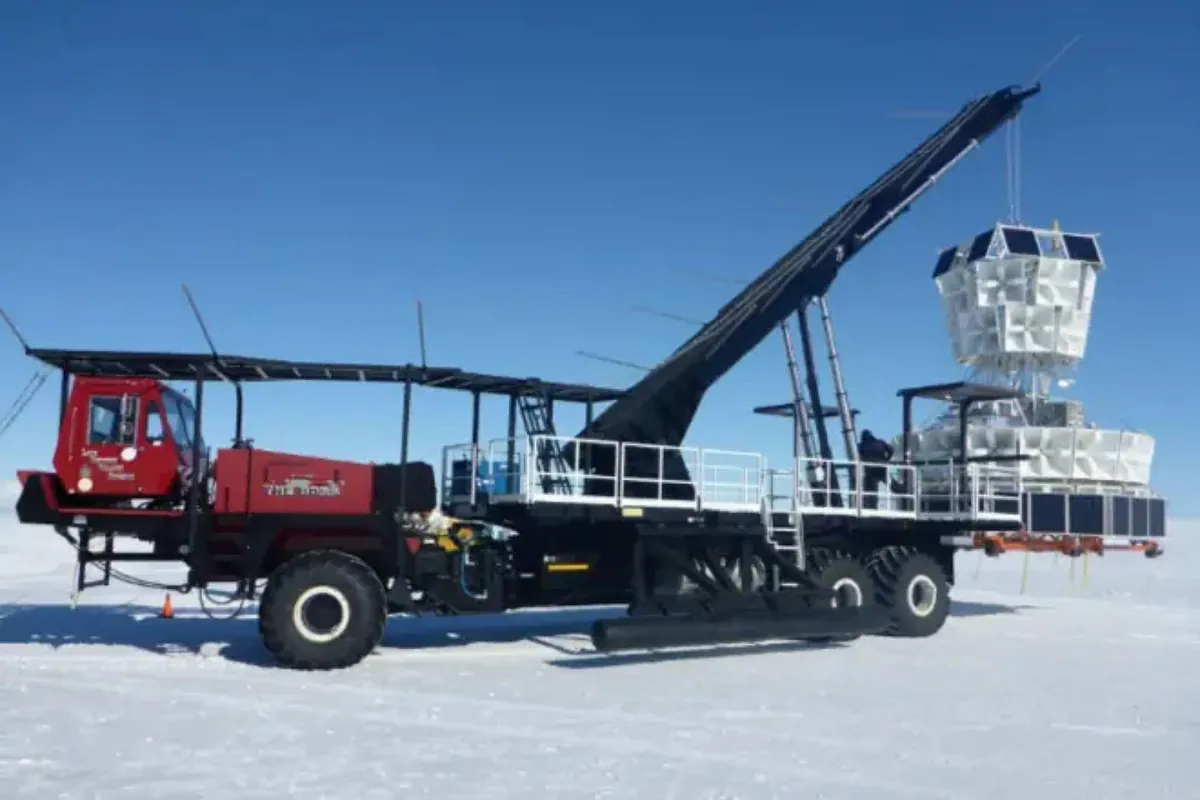 A NASA balloon detects unusual radio signals originating from under the Antarctic ice: the finding defies any explanation