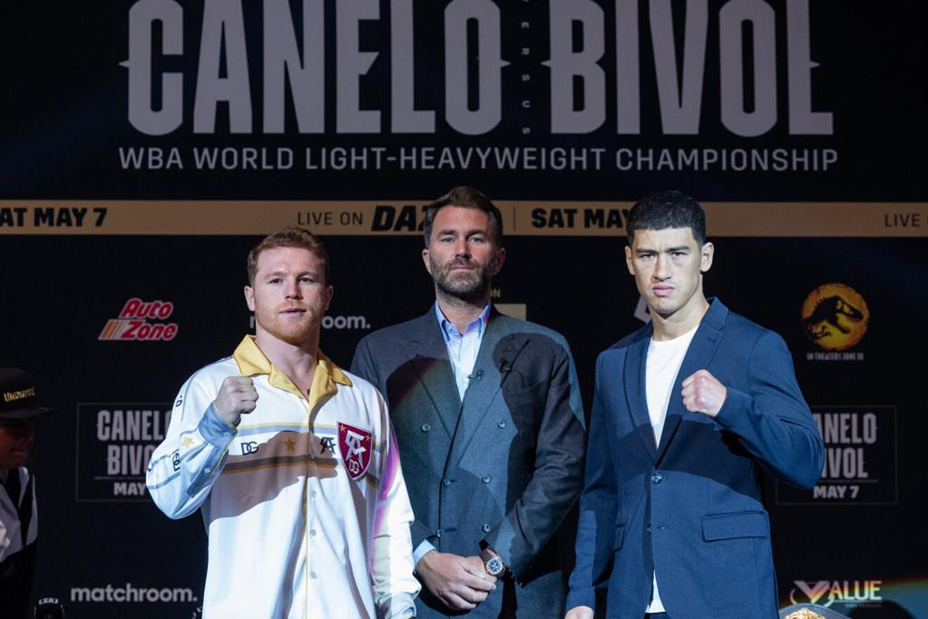 Canelo �lvarez y Dmitry Bivol, en la presentaci�n de su combate.