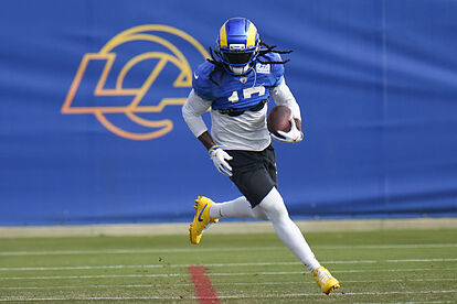 (min-width: 768px) 165px, 98px