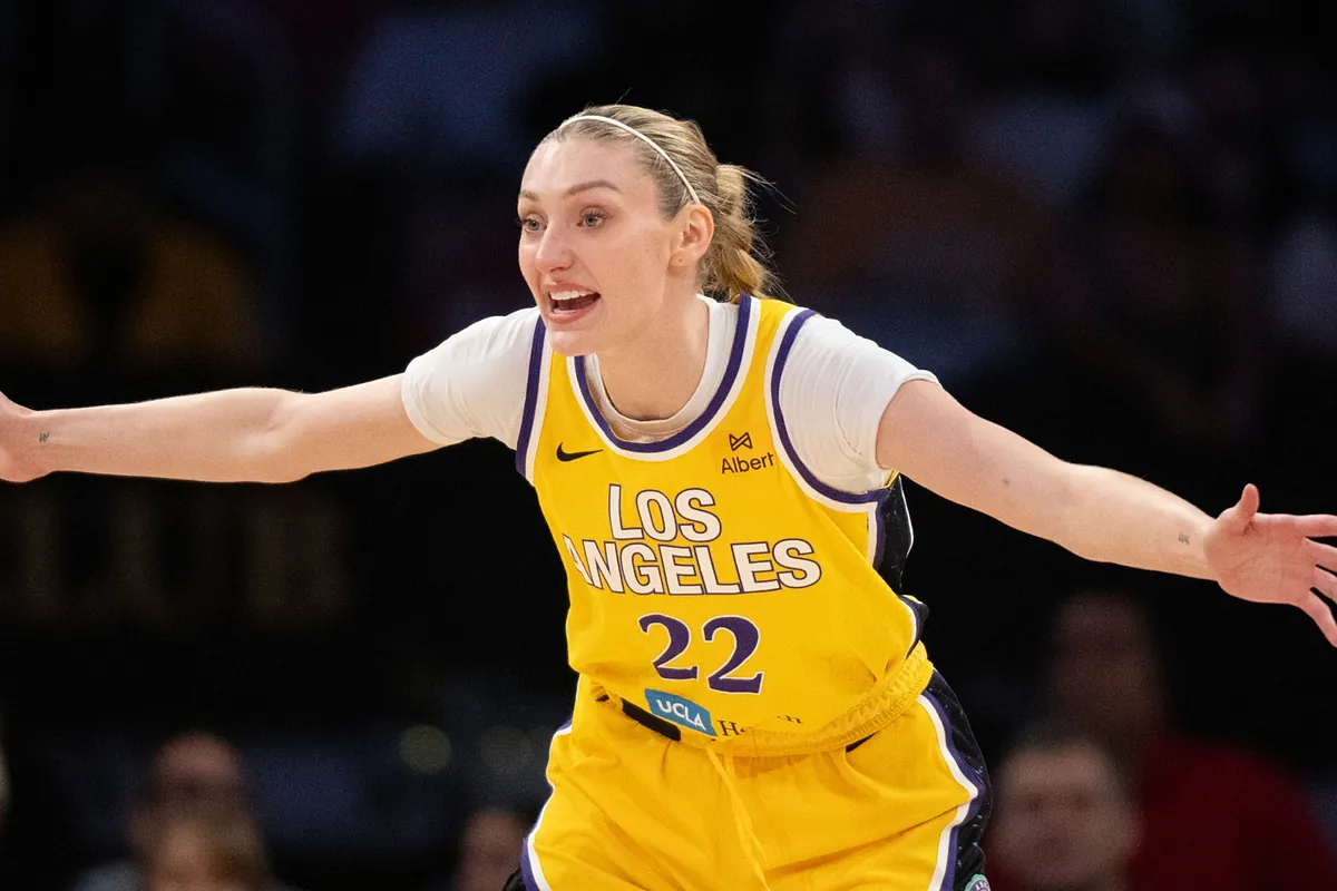 Cameron Brink breaks the Internet with jaw-dropping pregame look