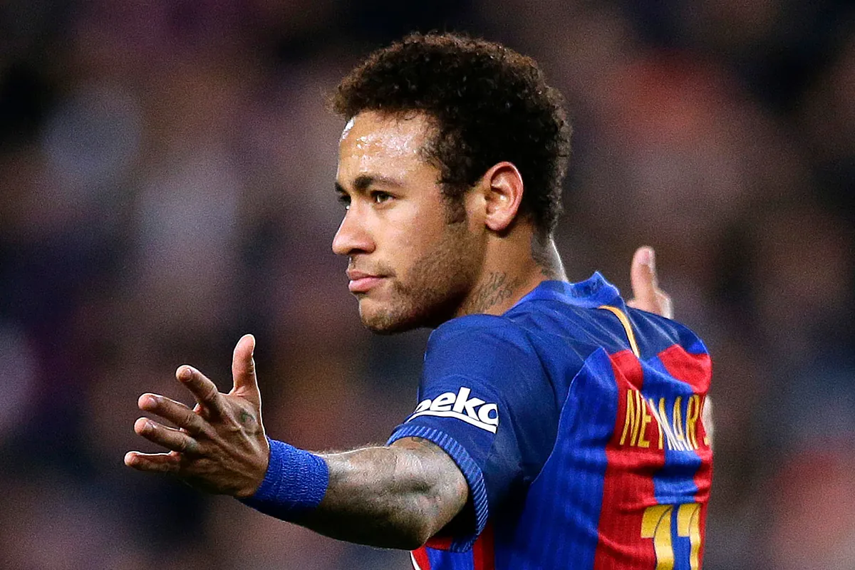 A former Neymar teammate's theory on his Barcelona exit: "Maybe he wanted to try to win a Ballon d'Or"