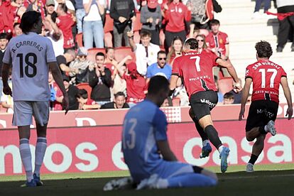 (min-width: 768px) 165px, 98px