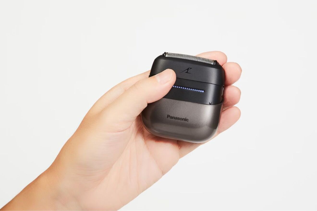 Panasonic tiene la afeitadora que analiza tu barba mientras te afeitas y cabe en tu bolsillo.