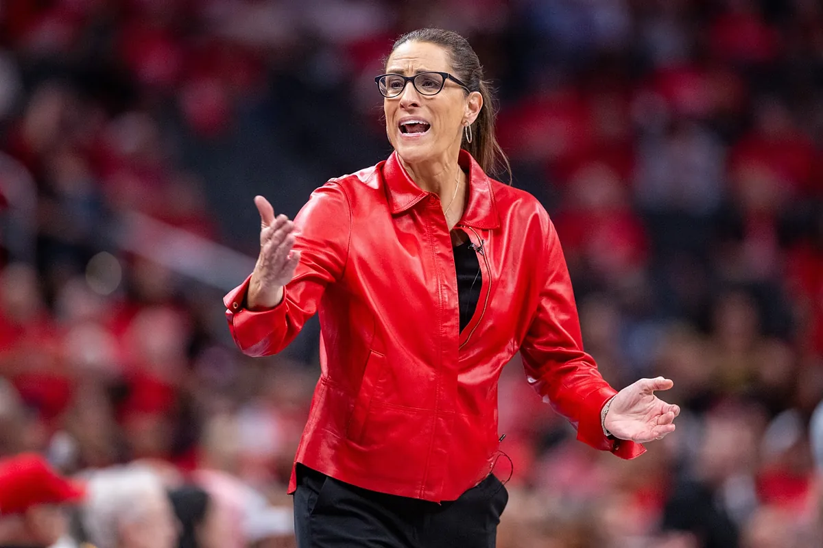 Stephanie White puts Indiana Fever aside and steps away from the WNBA for a bit