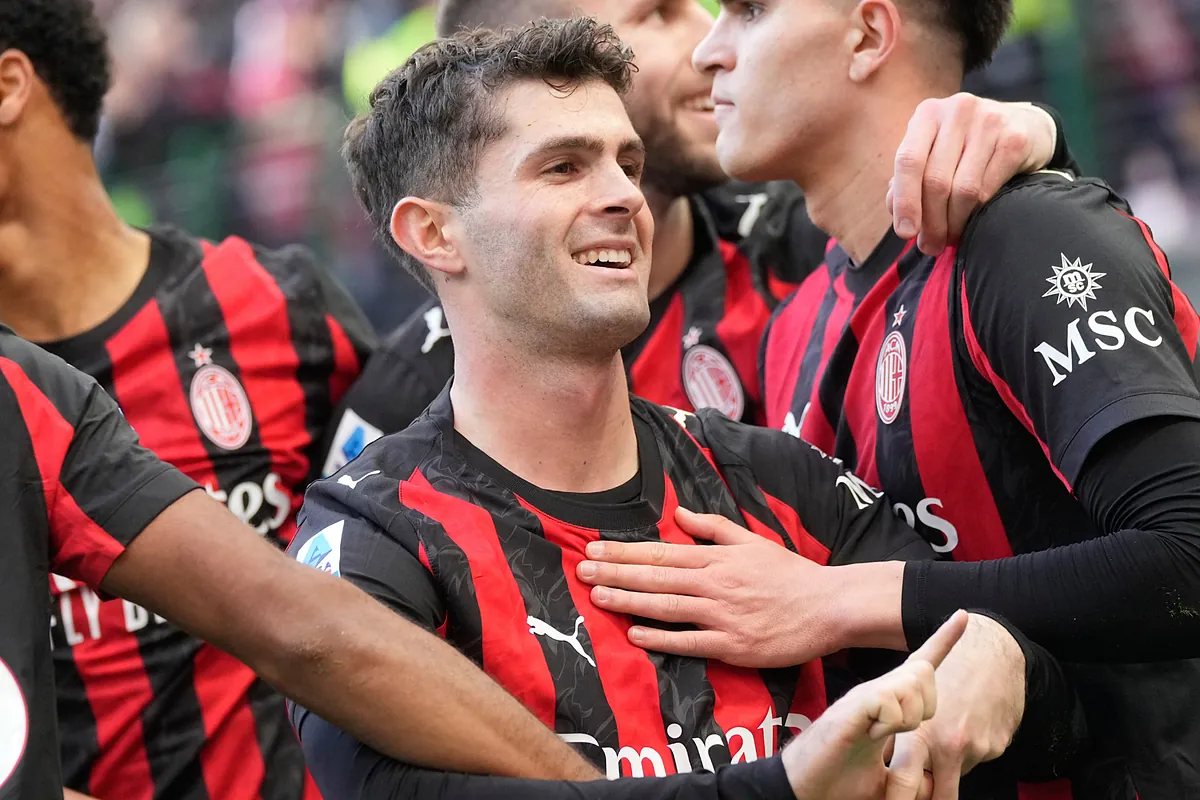 Christian Pulisic challenges one of Lionel Messi's closest allies in Argentina