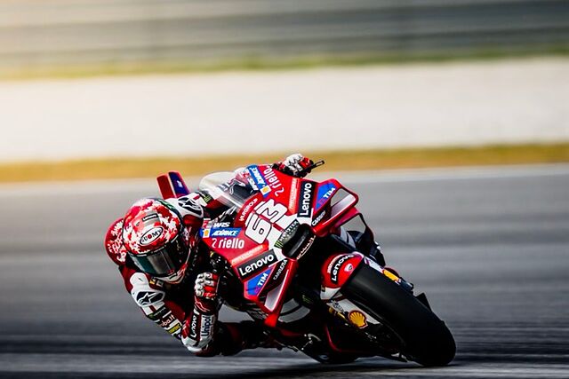Pecco Bagnaia, sobre la Ducati GP26.