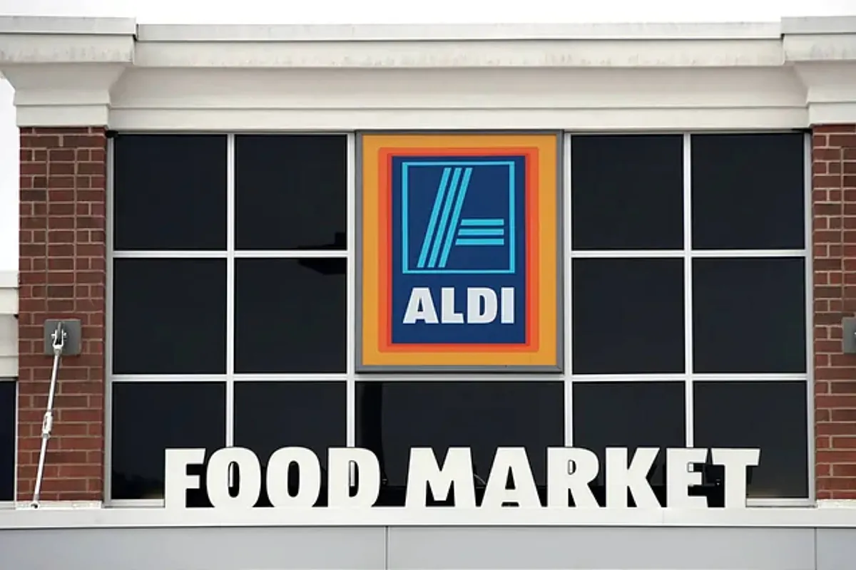 Do you work at Aldi? The $15 an hour law is moving forward and could change your salary very soon