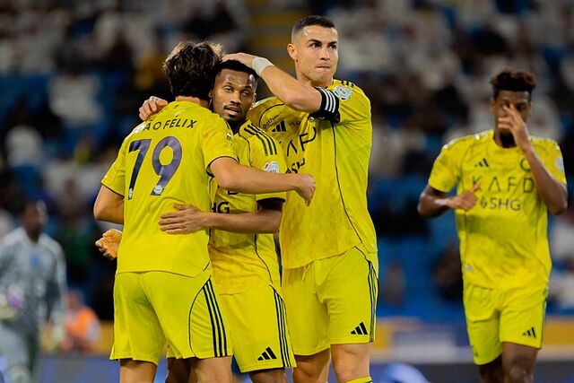 Los jugadores de Al Nassr celebrando un gol.