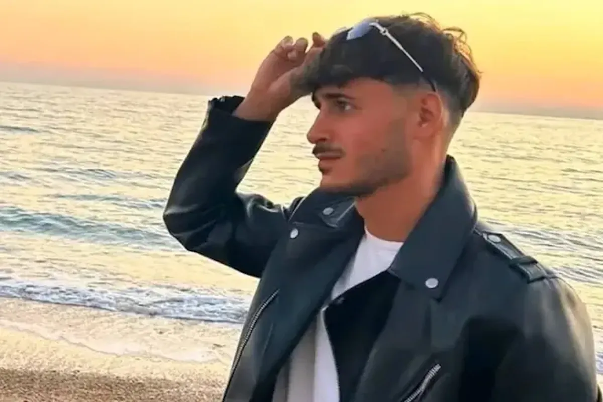 Young soccer player stabbed to death with screwdriver in dispute over pizzas