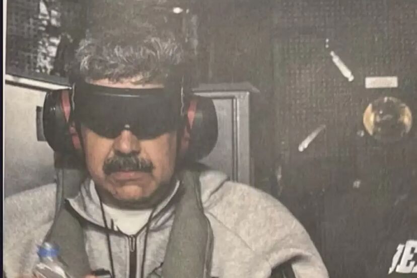 First photo of Nicolas Maduro after his capture by the United ...