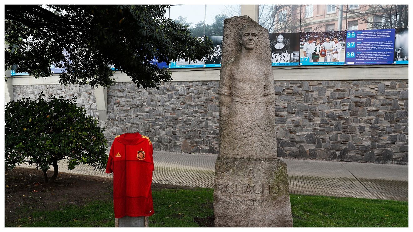 Chacho, el hombre récord de la selección que jugaba en Segunda | Marca