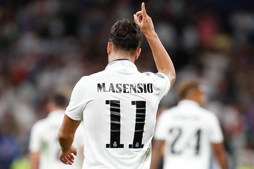 Marco Asensio tạo nên những khoảnh khắc bùng nổ trên hàng công - Kỳ Vọng Mới Trong Thế Hệ Tiến Bộ của Real Madrid Marco Asensio tạo nên những khoảnh khắc bùng nổ trên hàng công - Kỳ Vọng Mới Trong Thế Hệ Tiến Bộ của Real Madrid