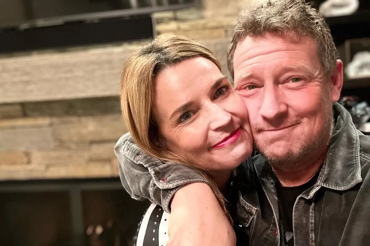 Savannah Guthrie's husband spotted at Florida Airport with kids amid mother-in-law Nancy's disappearance