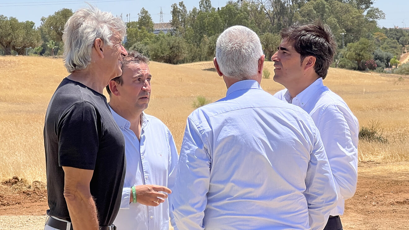 Pellegrini, Catal�n, Cord�n y Haro, en la nueva Ciudad Deportiva