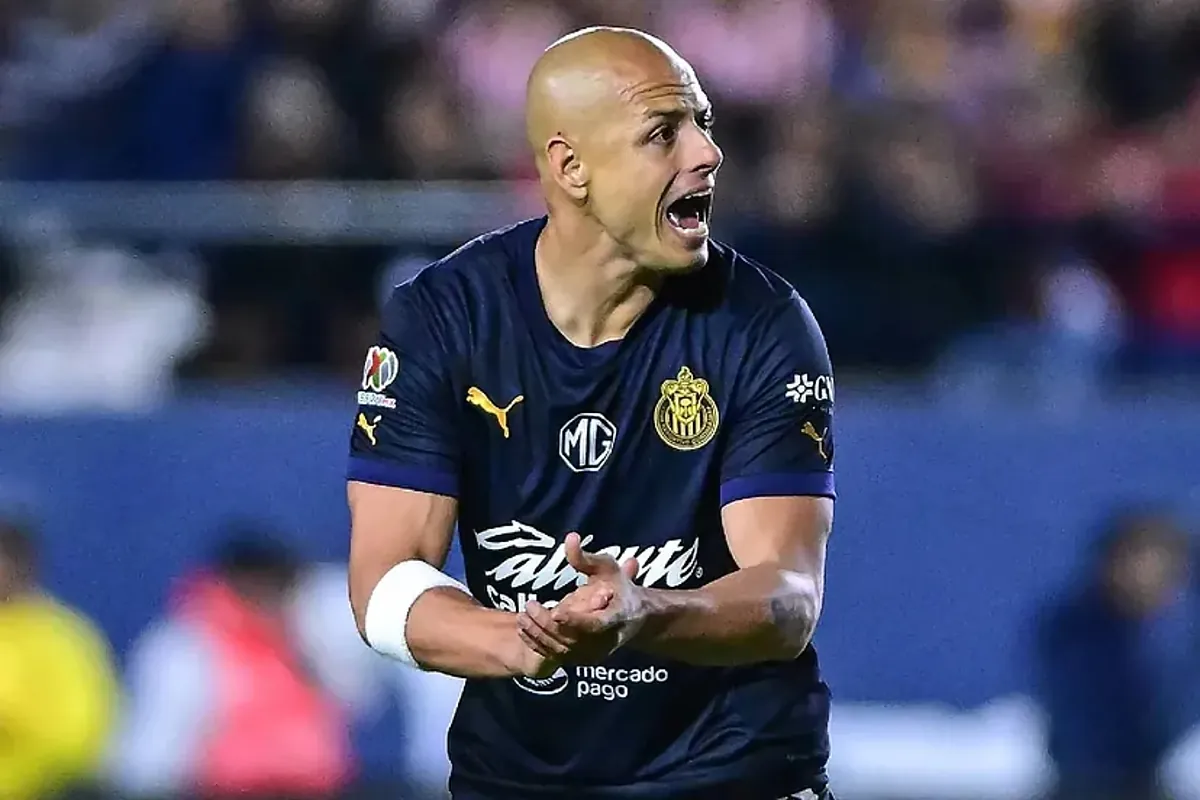 When everything seemed decided... there is an unexpected twist for Chicharito Hernandez with his retirement