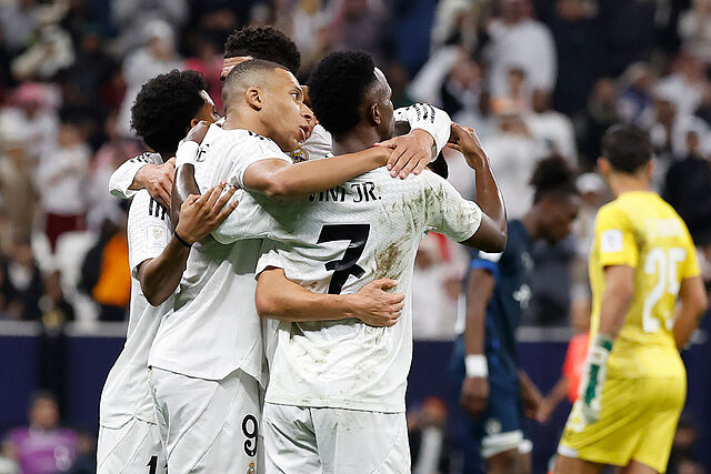 Celebraci�n madridista del gol de Mbapp� que abri� el camino al t�tulo.