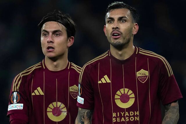 Paulo Dybala y Leandro Paredes