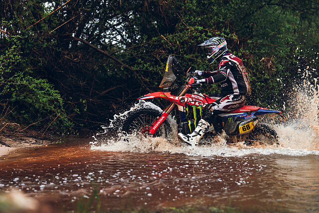 Tosha Schareina ha pagado abrir pista en la jornada de hoy