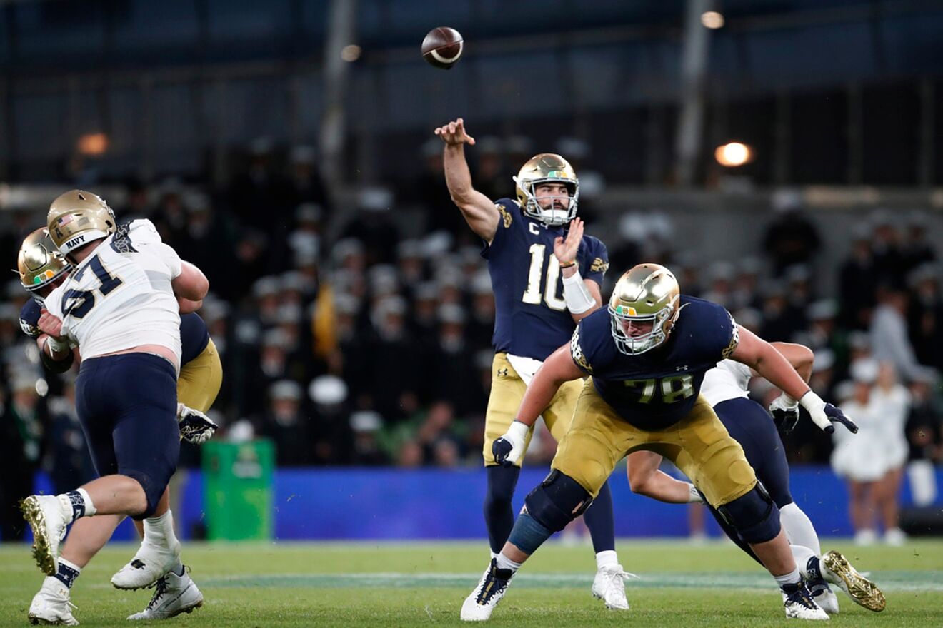 Notre Dame dismantled Navy in their Wekk 0 matchup