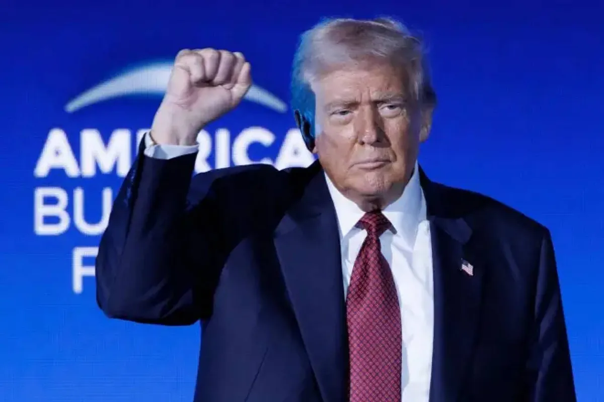 The US tests the Minuteman III intercontinental missile: "Peace through strength"