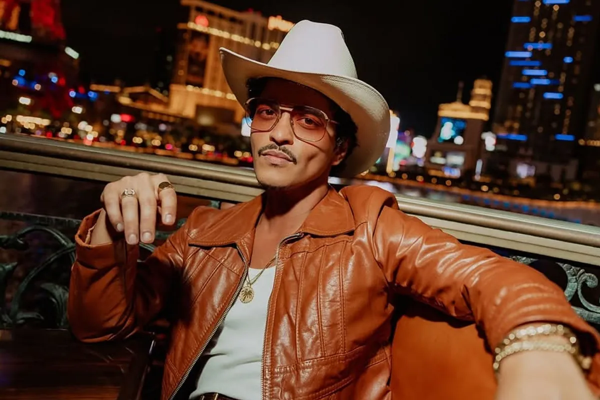 Bruno Mars leaves fans stunned with a social media post