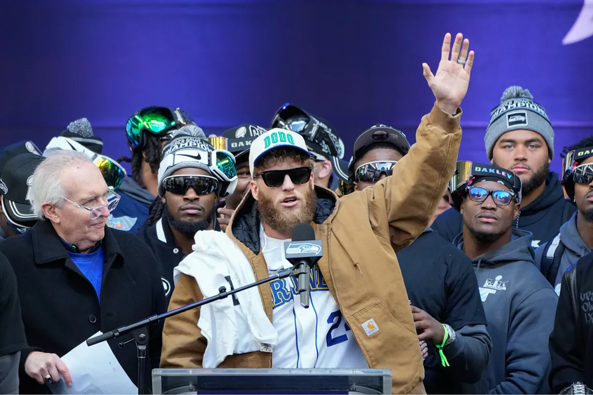 The strange speech by Cooper Kupp at the Super Bowl parade in Seattle leaves fans confused