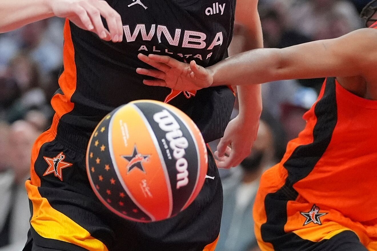 WNBA and players' union hold last-minute talks as labor dispute drags...