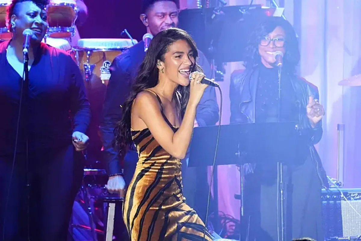 Buy the best tickets for Olivia Dean's world tour concerts at Tickets MARCA